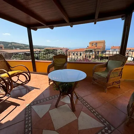 Borgo Spiaggia Isola Rossa Apartment