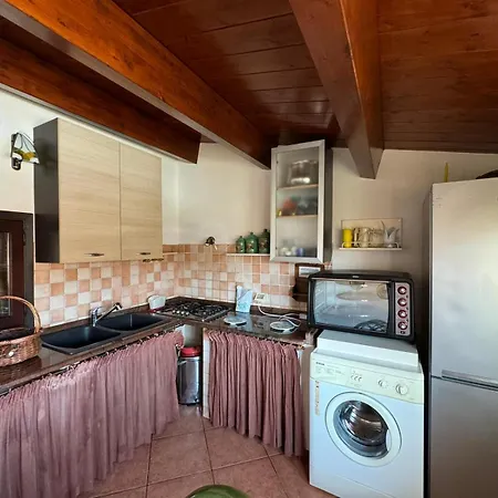 Borgo Spiaggia Isola Rossa Apartment *