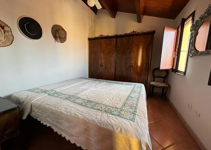 Borgo Isola Rossa (Sassari)