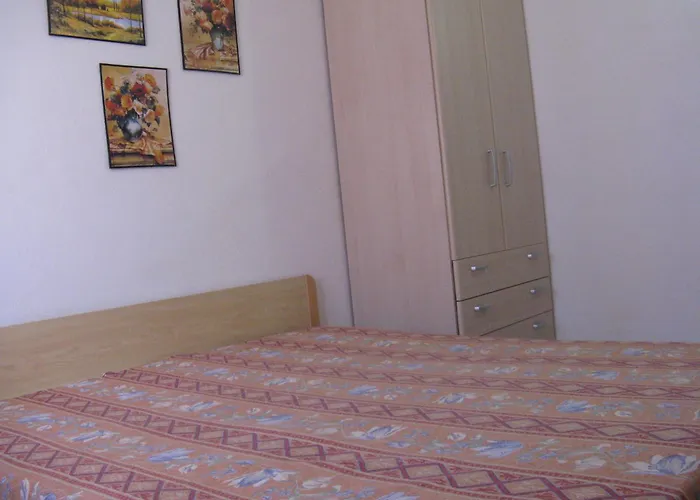 Borgo * Isola Rossa (Sassari)